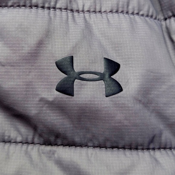 Under Armour Women Puffer Jacket Size Large Purple Quilted Full Zip Lightweight - Picture 7 of 9